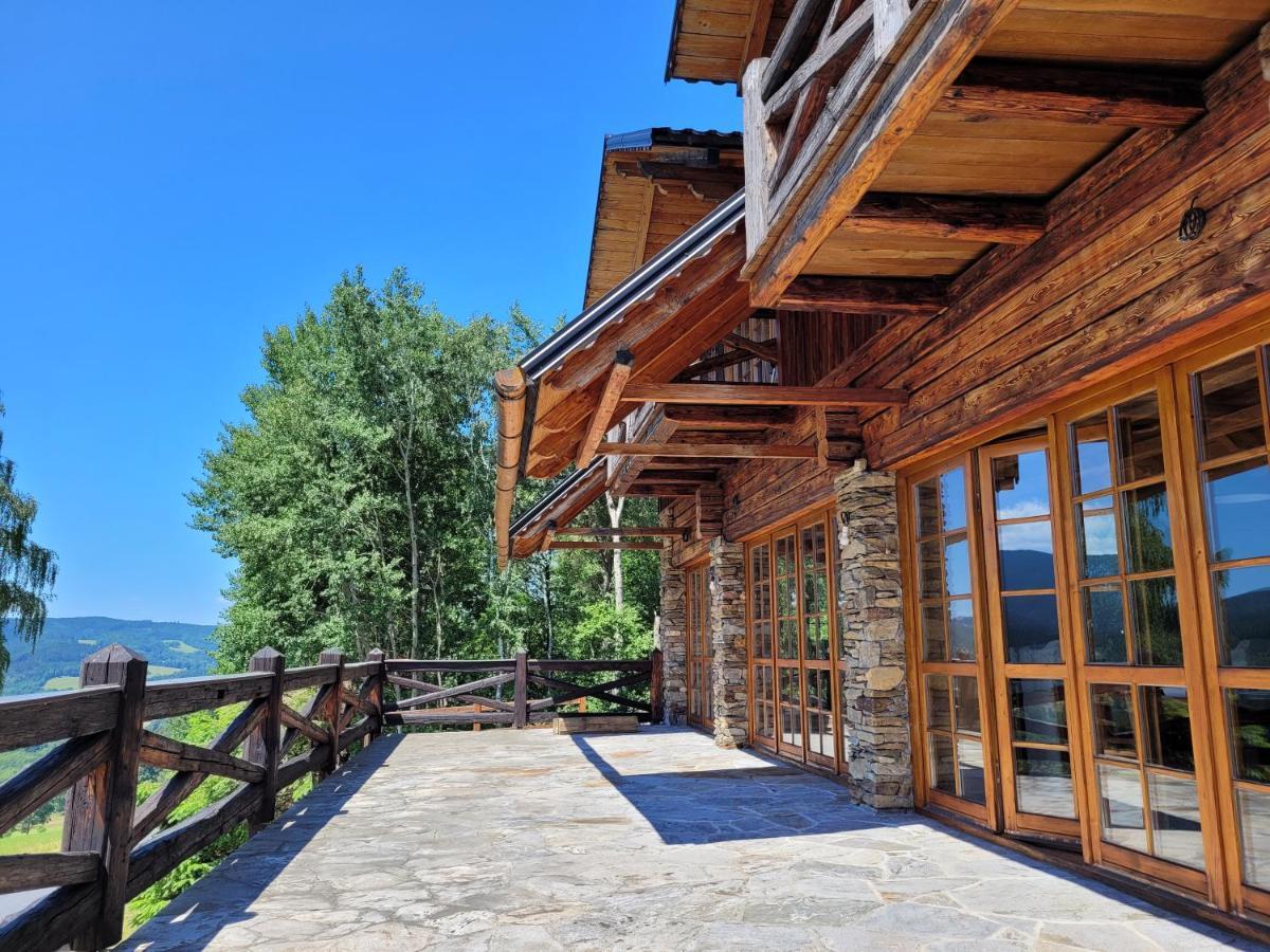 Berry Hotel Klatovy Bagian luar foto