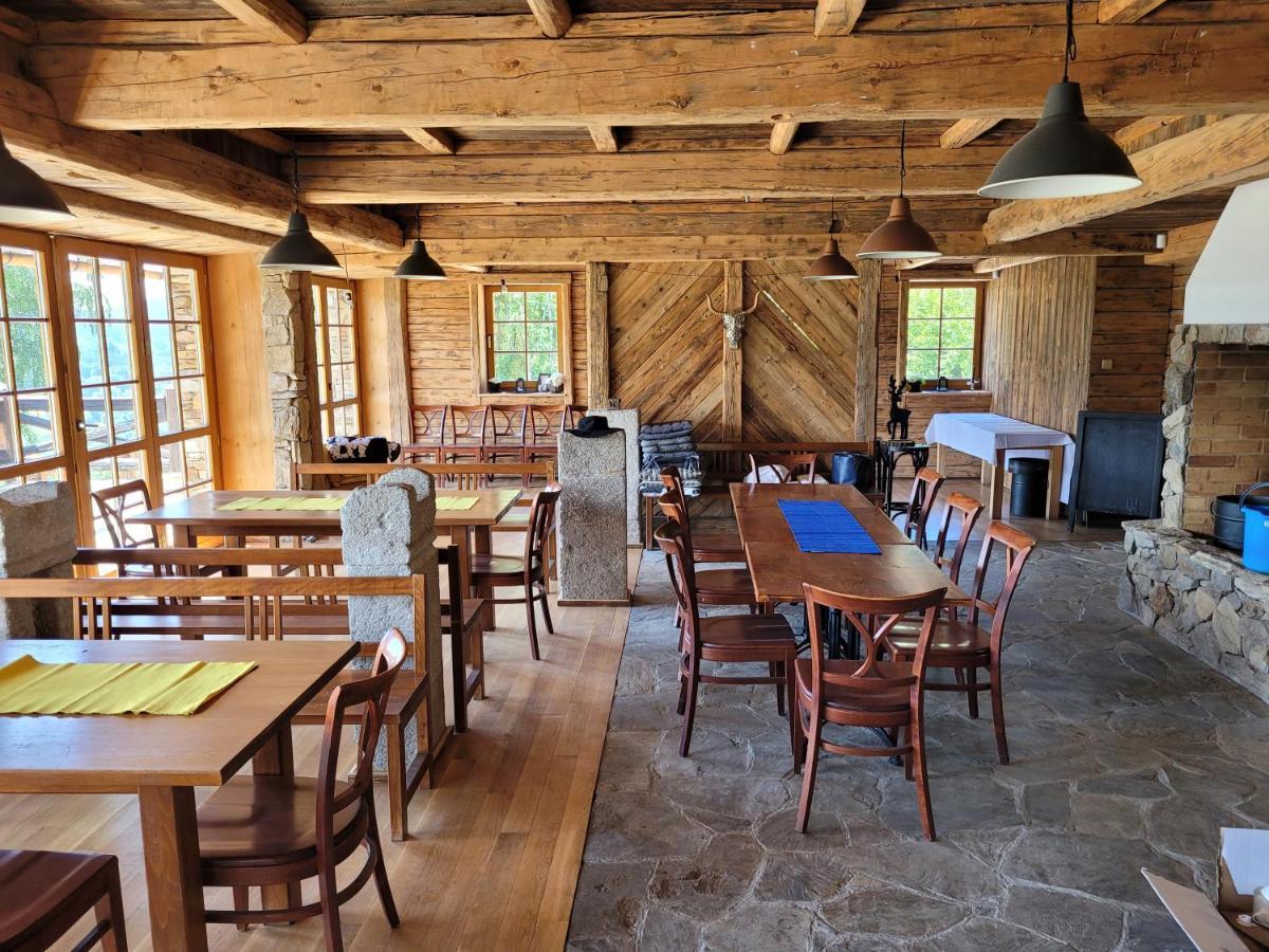 Berry Hotel Klatovy Bagian luar foto