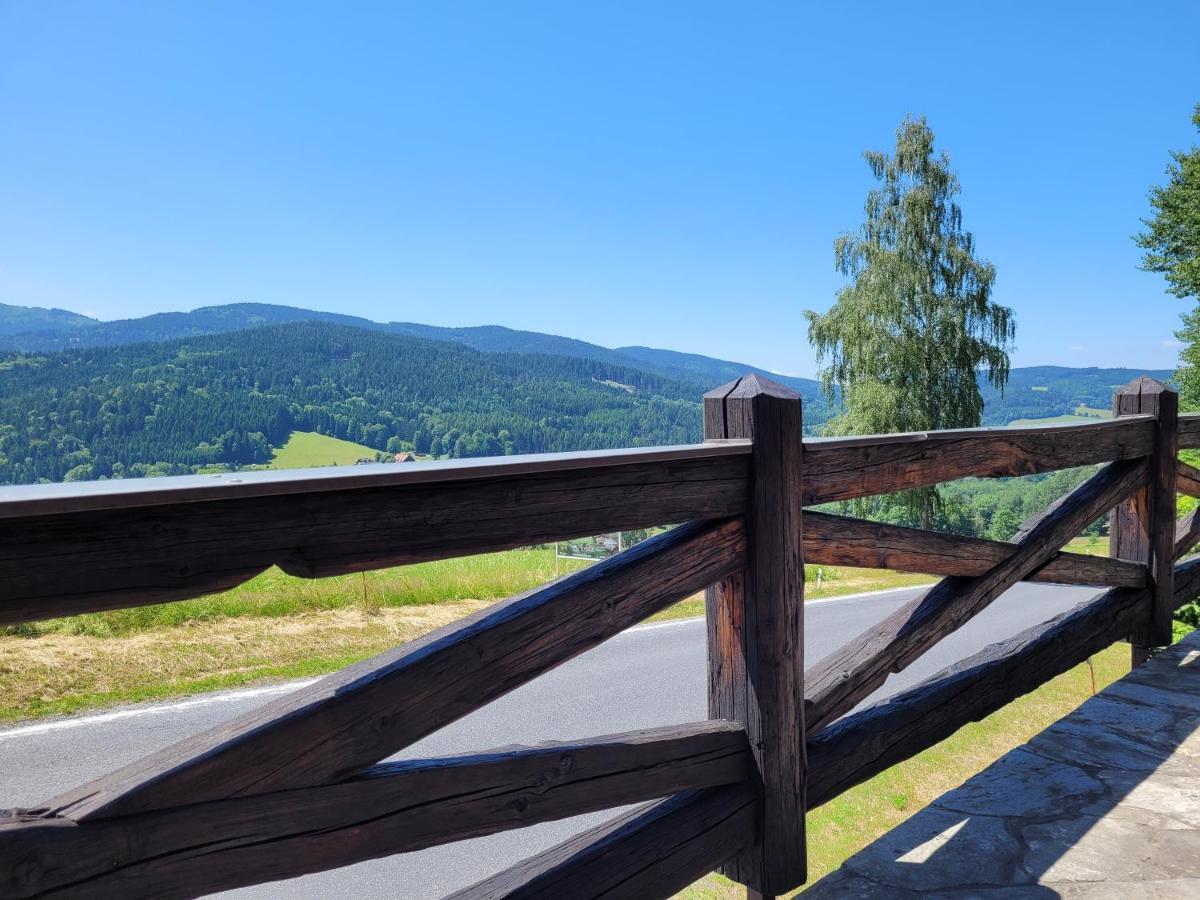 Berry Hotel Klatovy Bagian luar foto