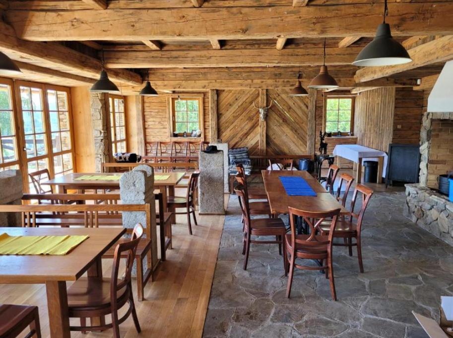 Berry Hotel Klatovy Bagian luar foto