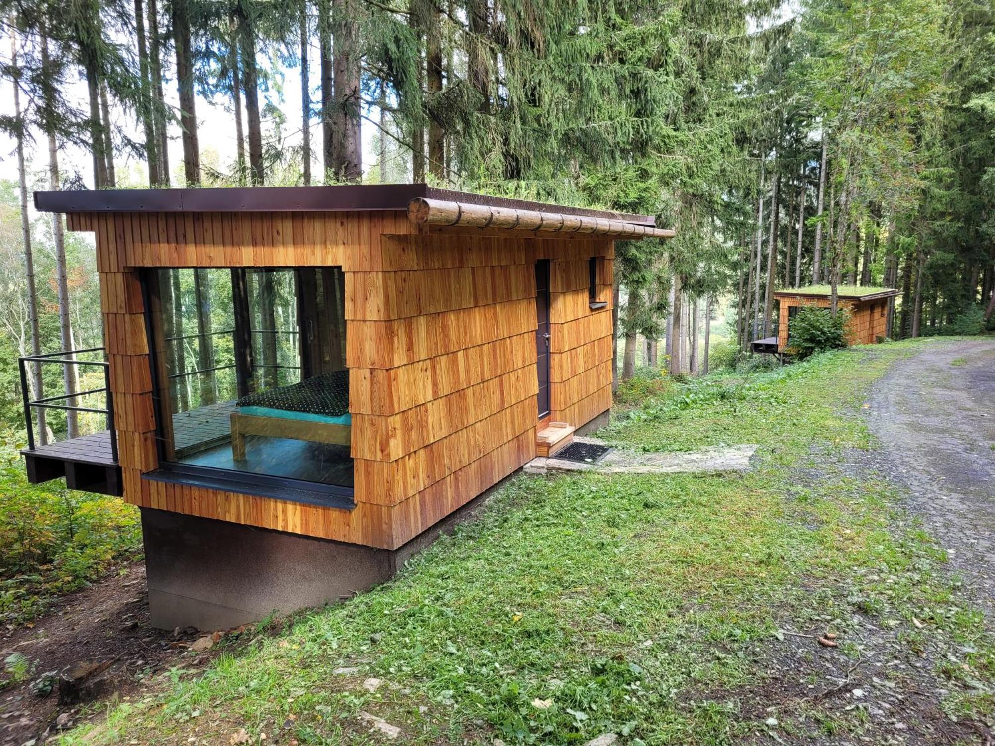 Berry Hotel Klatovy Bagian luar foto